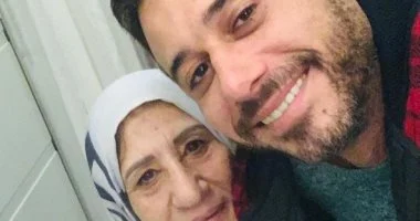 زوجة صلاح السعدني وابنه أحمد صلاح السعدنى